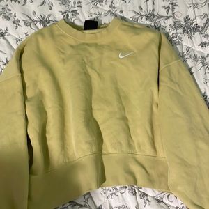 Nike cropped oversized sweatshirt